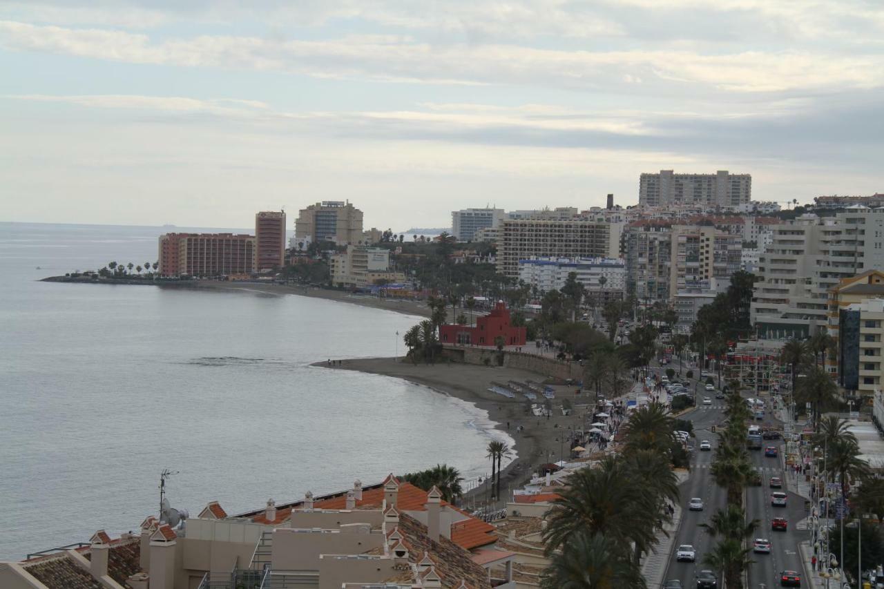Fantanstico Apartamento Sobre El Mar Benalmádena Exterior photo