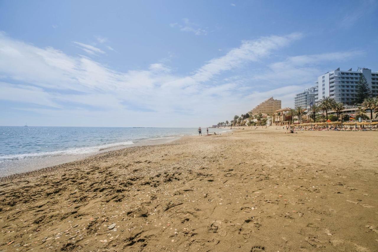 Fantanstico Apartamento Sobre El Mar Benalmádena Exterior photo
