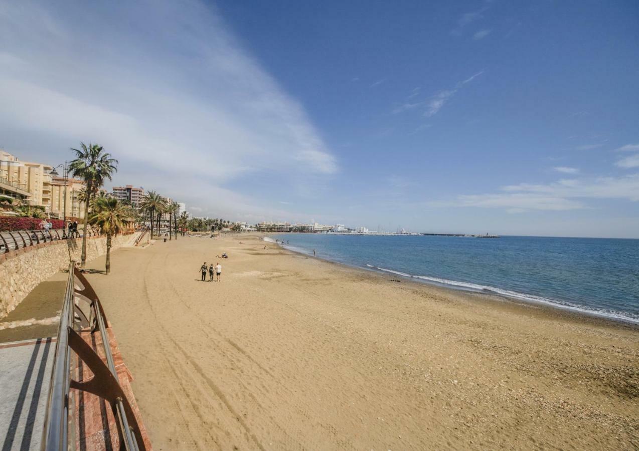 Fantanstico Apartamento Sobre El Mar Benalmádena Exterior photo