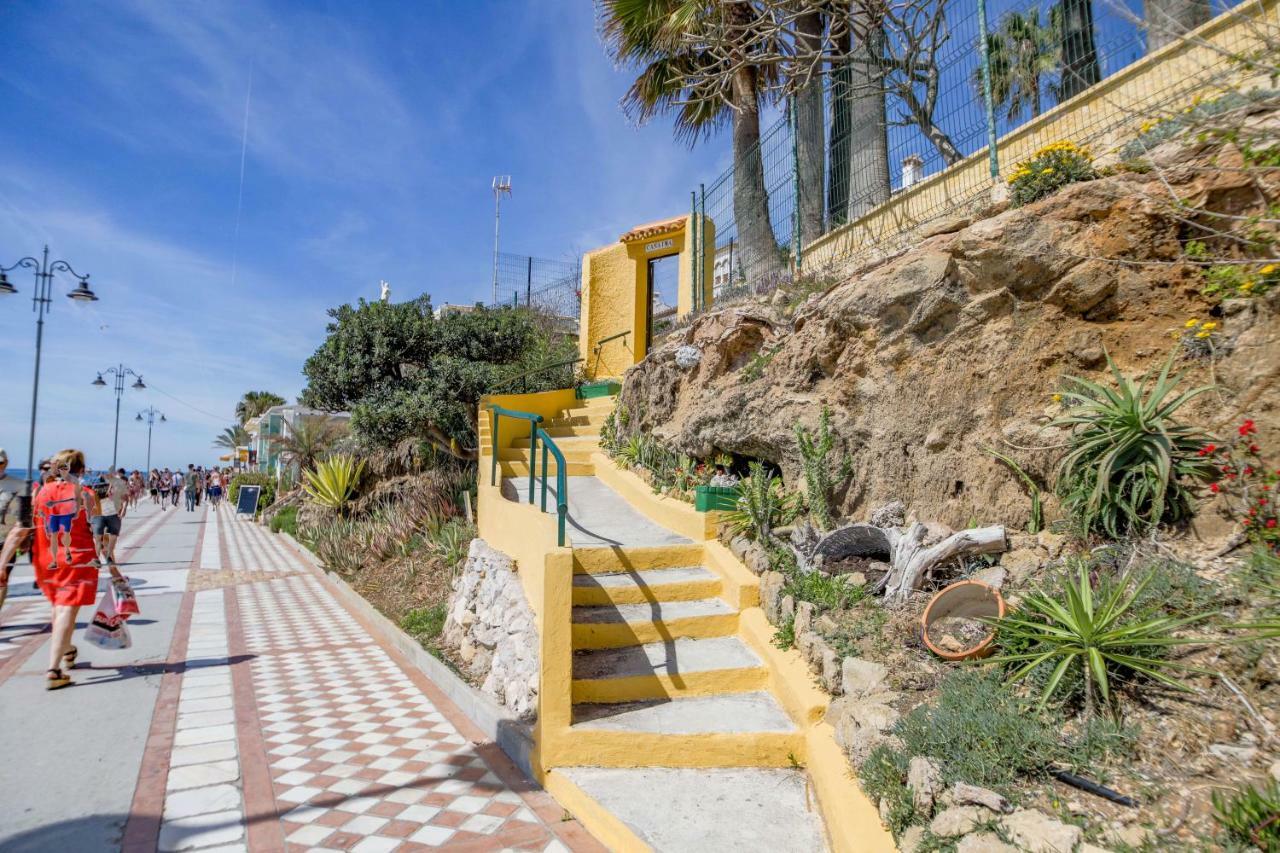 Fantanstico Apartamento Sobre El Mar Benalmádena Exterior photo